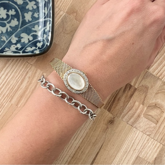 Rare Vintage Anne Klein peek-a-boo diamond Swiss cocktail watch NEW BATT…